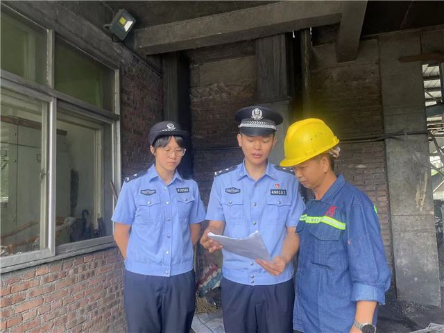 11065934931428393_32.jpg 11065934931428393_32.jpg