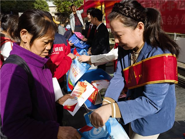 14012290012623756_32.jpg 14012290012623756_32.jpg